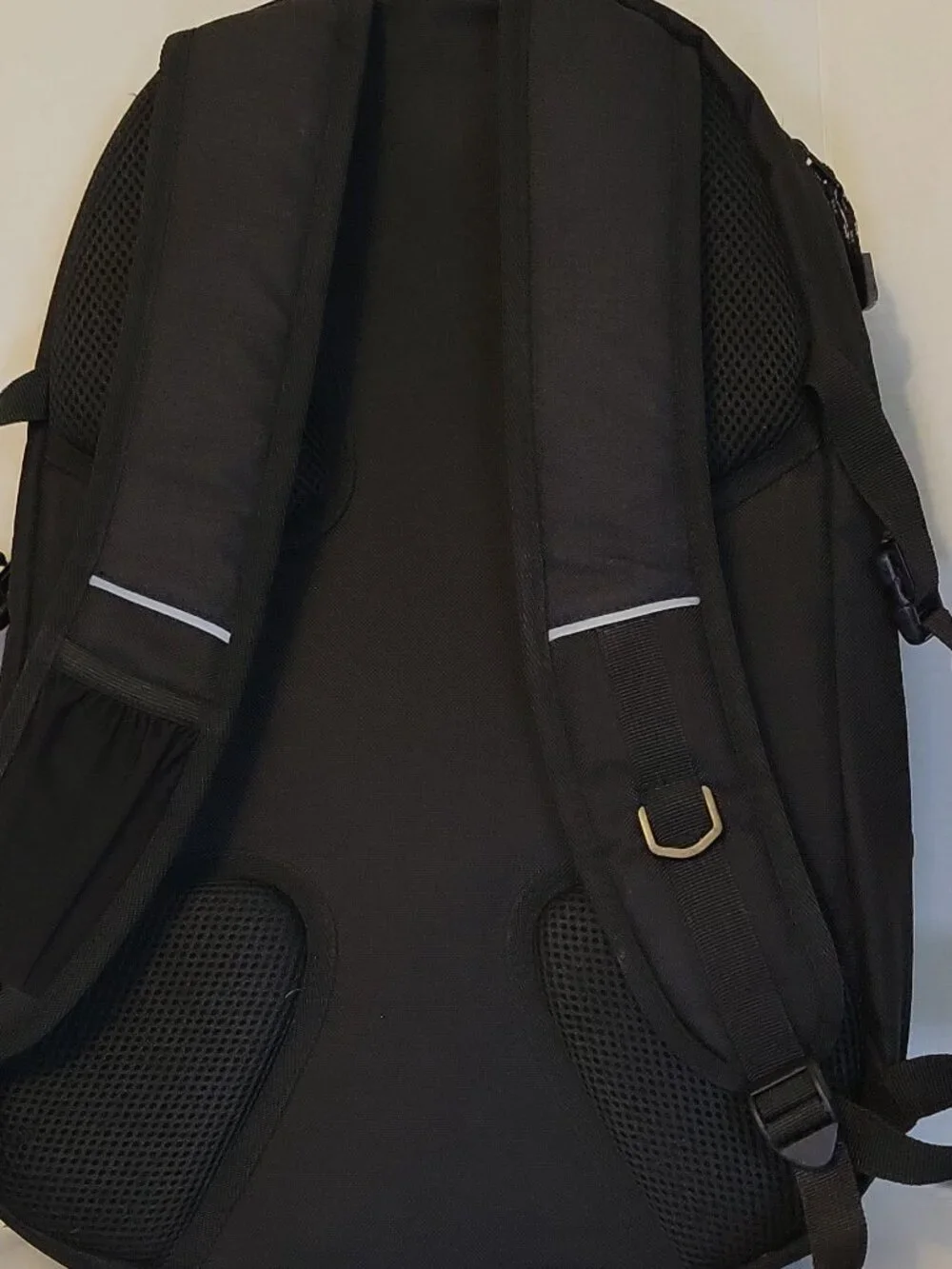 Mountain Warehouse Large Hiking Daypack Backpack Black/Gray Zip  Padded Straps